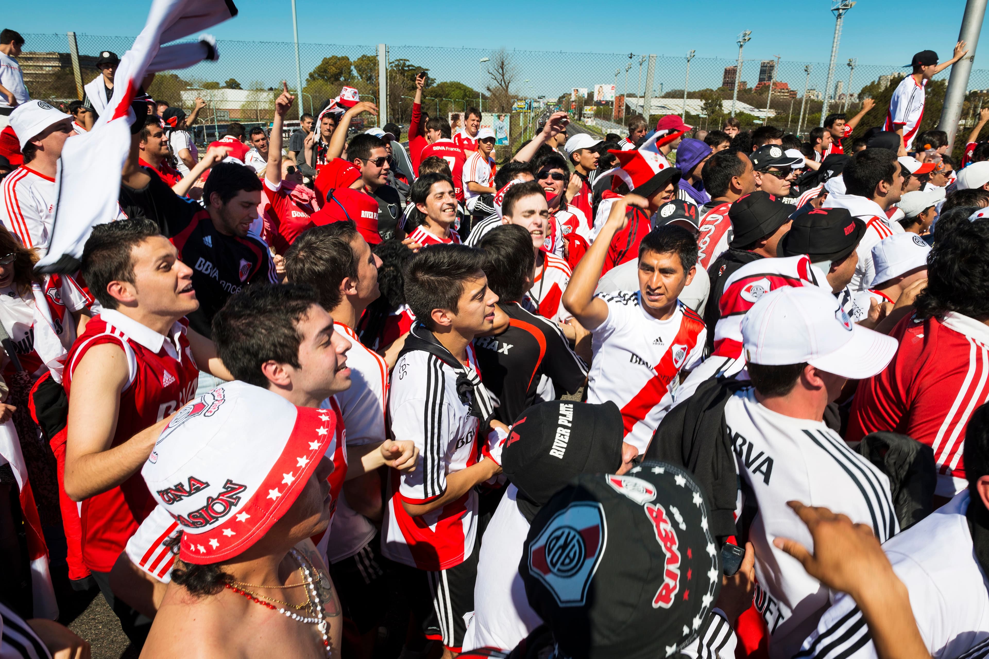 Combideal Velez Sarsfield, Racing Club & River Plate