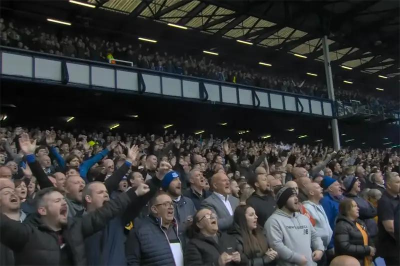 Van Old Trafford naar de Merseyside Derby Van Old Trafford naar de Merseyside Derby
